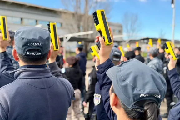 Neuquén certifica a 103 nuevos operadores de TASER 10: ¡conoce el detalle!