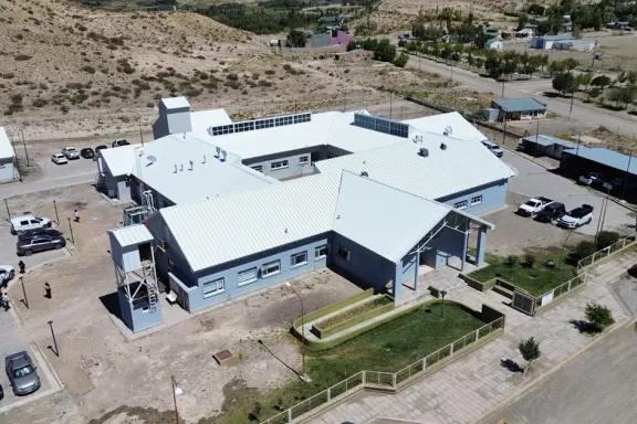 Neuquén refuerza su sistema de salud para atender 12.000 nuevos usuarios cada año.