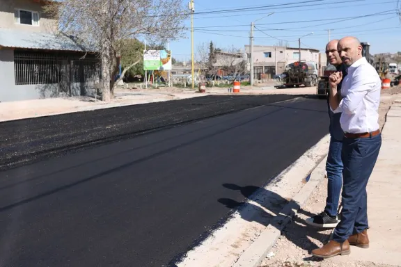 Nuevo plan de asfalto urbano en Centenario: ¡lo que necesitas saber!