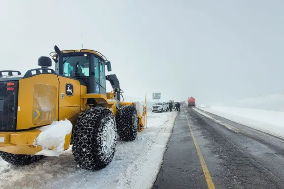 Neuquén licita 11 equipos viales para mejorar el mantenimiento de rutas.