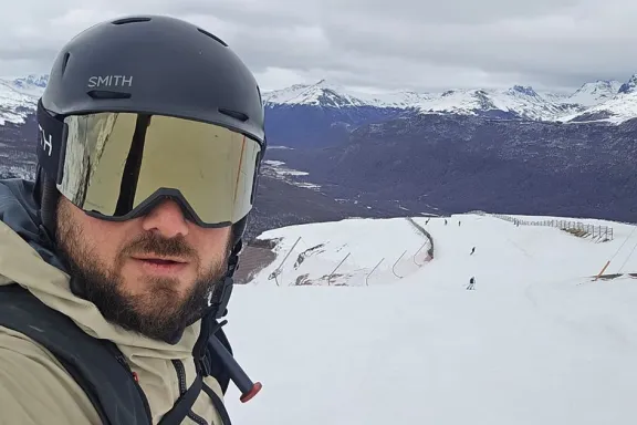 Esquí de travesía: montañas y nieve como estilo de vida.
