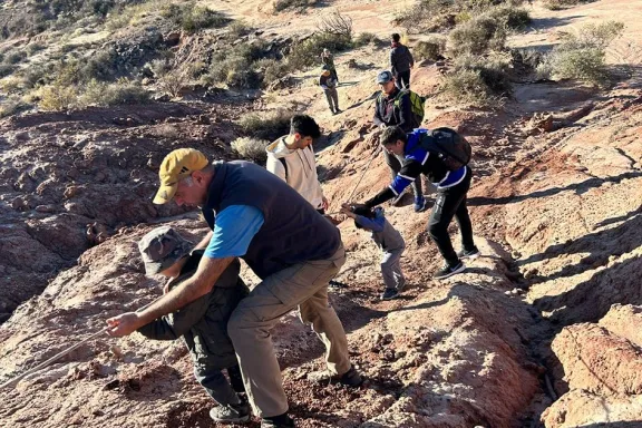 Descubrí el turismo paleontológico: una aventura educativa para los chicos en las bardas.