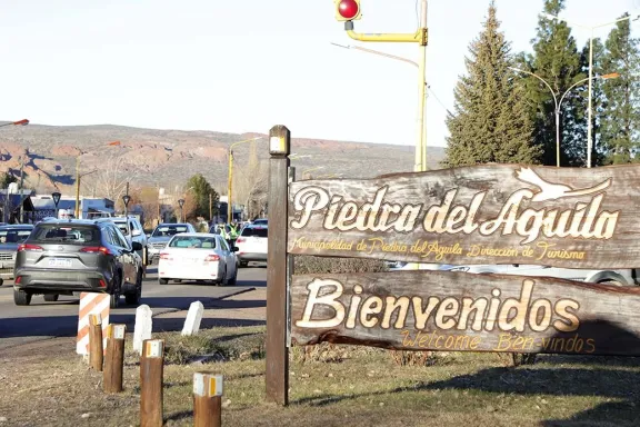 Provincia licita obras de infraestructura para 25 lotes en Piedra del Águila.