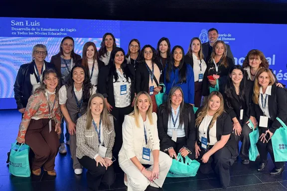 Profesores de Neuquén asistieron al Congreso Nacional de Enseñanza de Inglés.