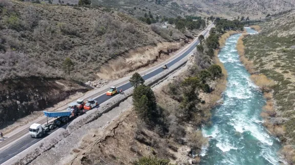 Inauguración del asfalto en la Ruta 23 entre Aluminé y Villa Pehuenia en enero.