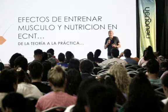 Más de 1200 personas asistieron al congreso de actividad física y deporte en entornos saludables.